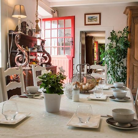 Bed and Breakfast Au Jardin D'Eloïse Tremereuc Exterior foto