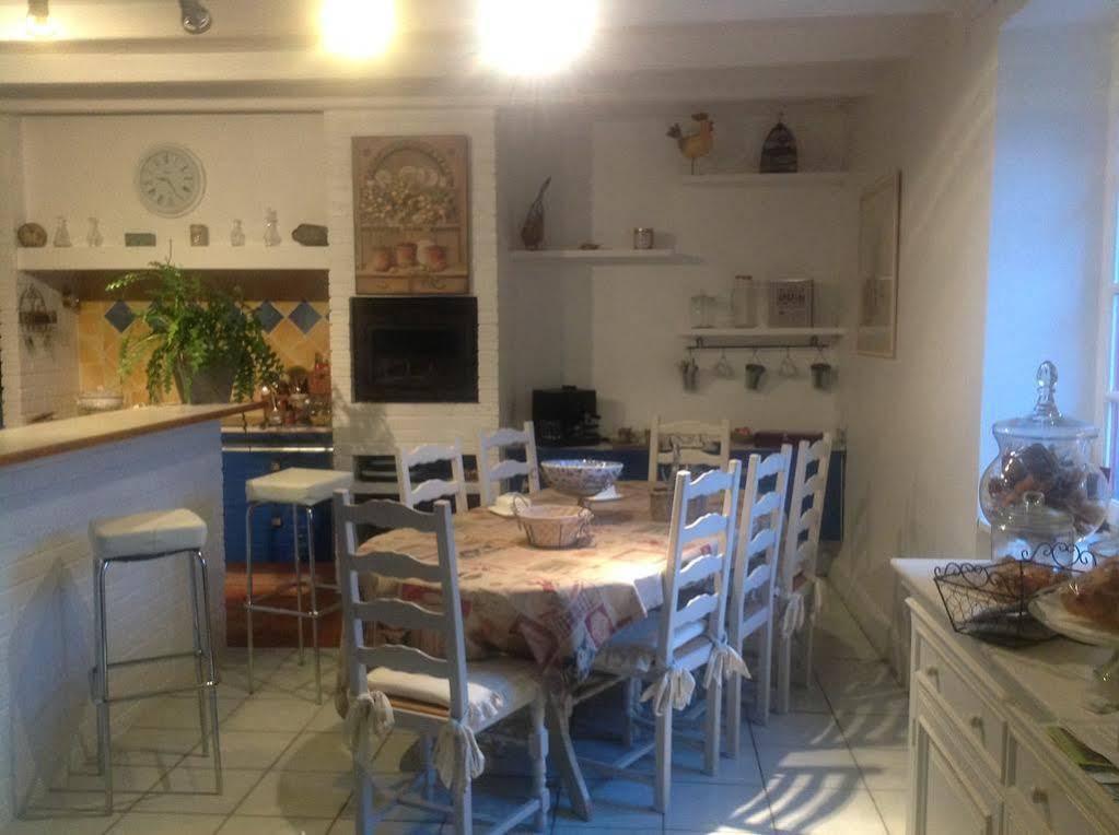 Bed and Breakfast Au Jardin D'Eloïse Tremereuc Exterior foto