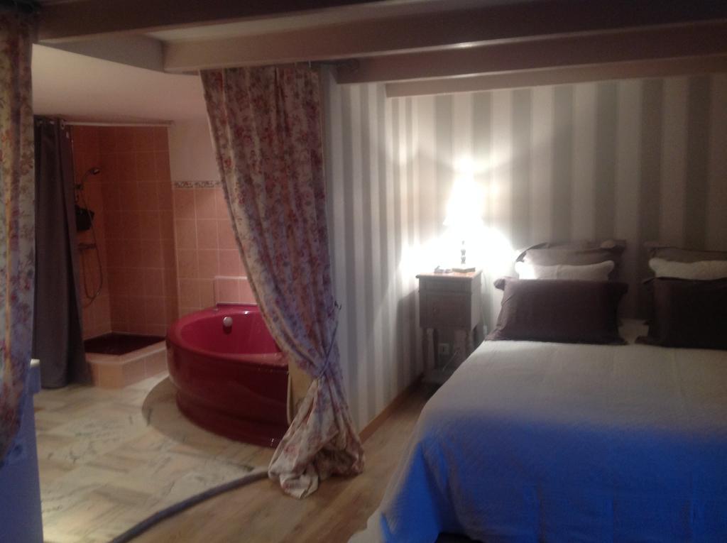 Bed and Breakfast Au Jardin D'Eloïse Tremereuc Exterior foto