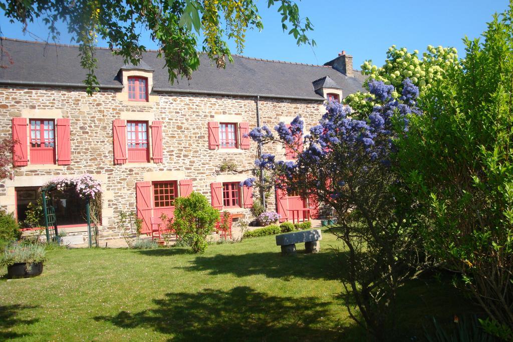 Bed and Breakfast Au Jardin D'Eloïse Tremereuc Exterior foto