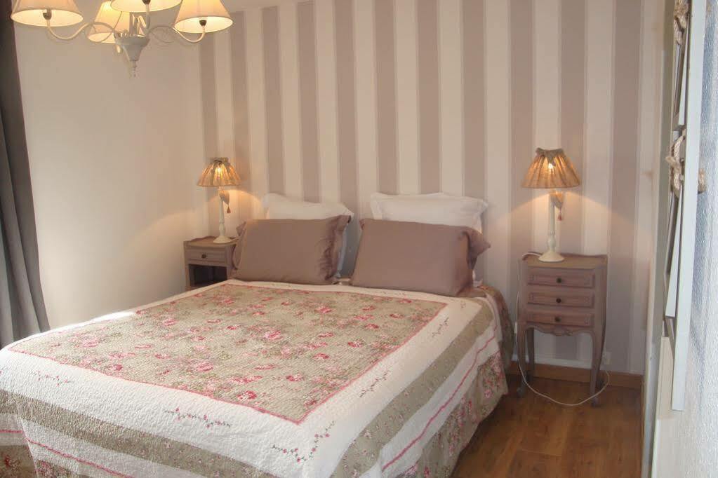 Bed and Breakfast Au Jardin D'Eloïse Tremereuc Exterior foto